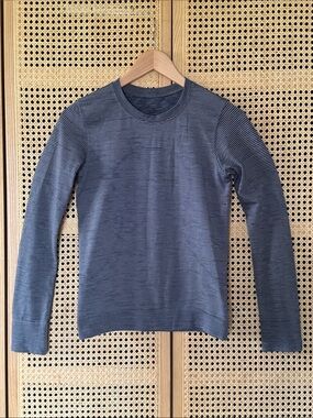 Lululemon Women's Black and White Striped Long-Sleeve Crew